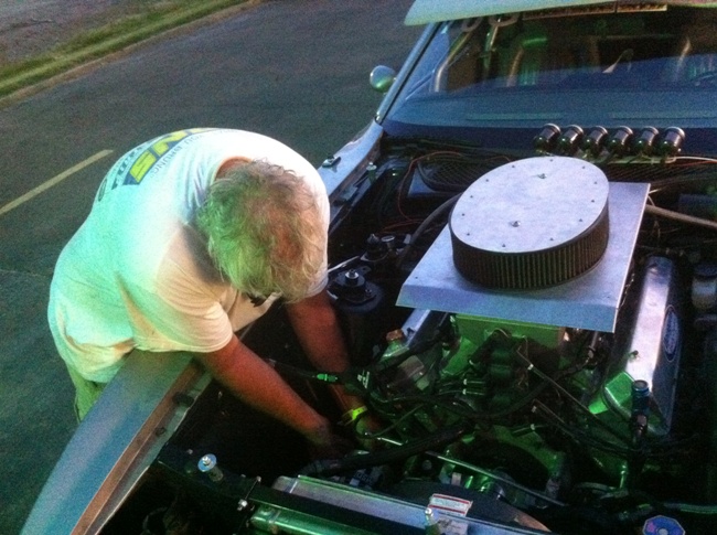 Bill Fowler yanking an alternator